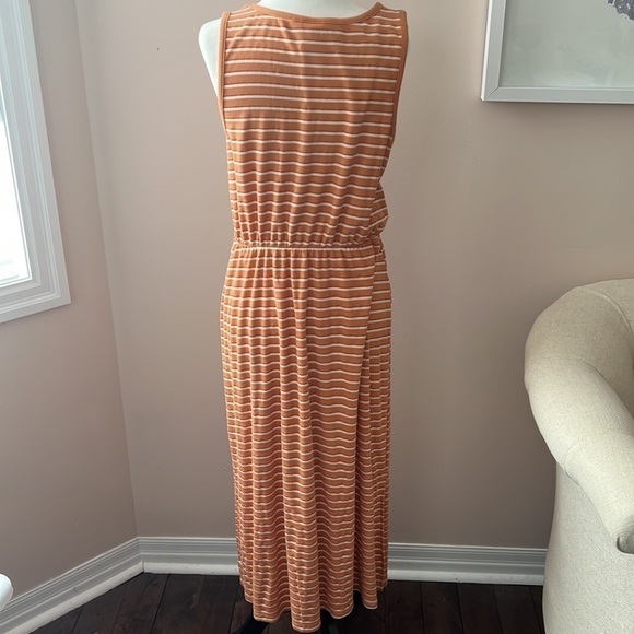ICHI l Orange Striped Summer Midi Dress - Picture 5 of 9